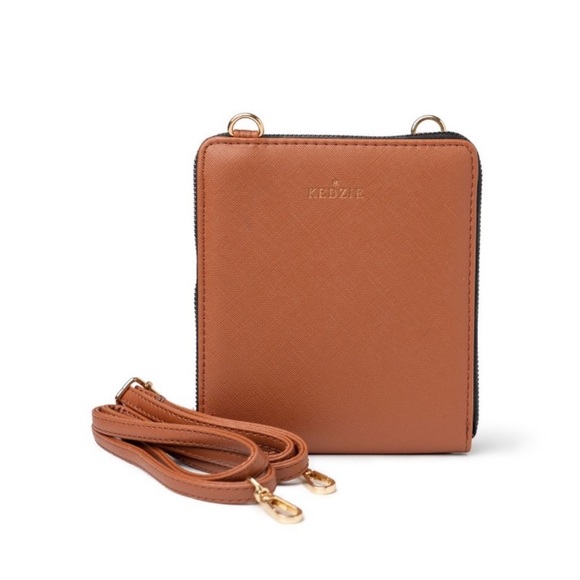 🌻Kedzie Best Little Bag in Saffiano Vegan Leather Crossbody bag in Chesnut - Picture 5 of 10